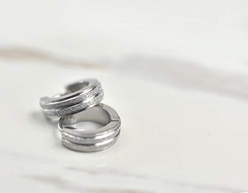 Stainless Steel Hoop Earrings For Men's Women's,Silver/Gold/Black/Blue Hypoallergenic Round Huggie Earrings,Fashion Punk Earrings Piercing Jewelry Gift for Boys Girls