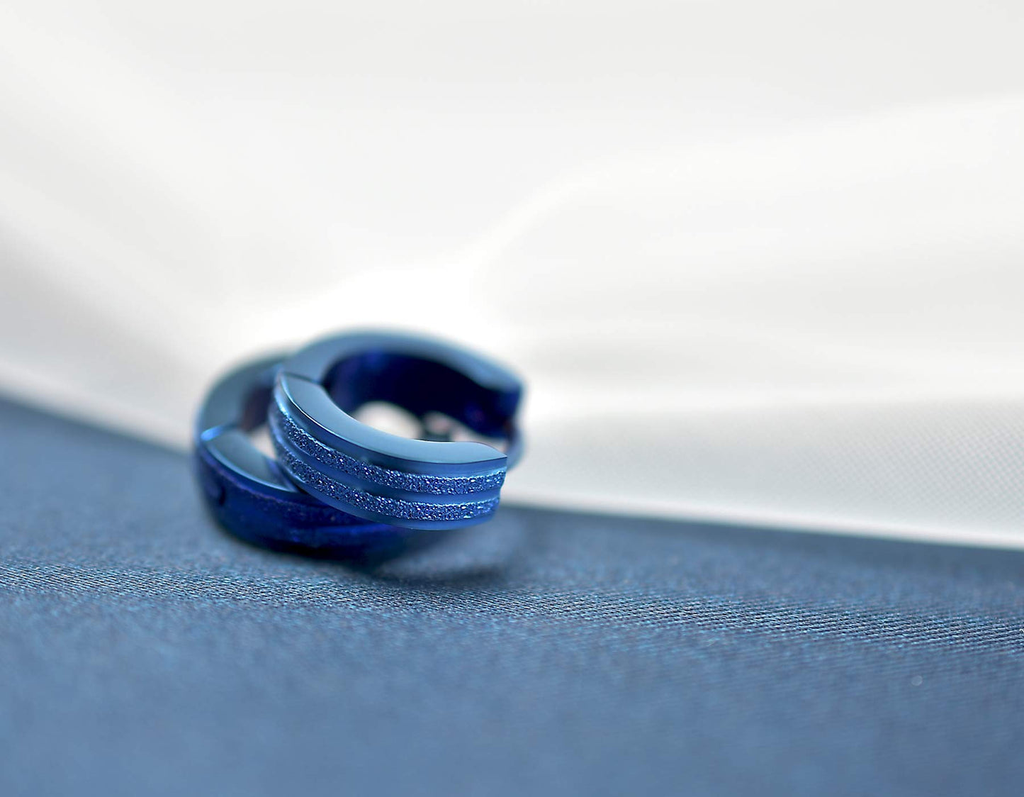 Stainless Steel Hoop Earrings For Men's Women's,Silver/Gold/Black/Blue Hypoallergenic Round Huggie Earrings,Fashion Punk Earrings Piercing Jewelry Gift for Boys Girls