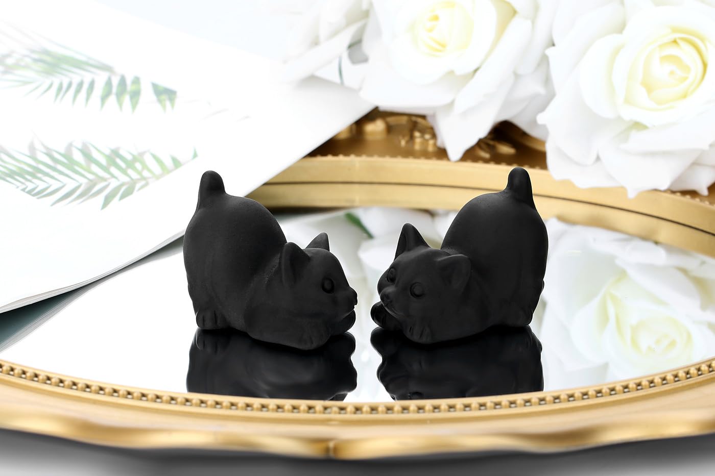 Black Obsidian Cat Statue Crystals and Healing Stones Cat Carved Room Home Decor Figurines for Office Lazy Sculpture Stone Crystal Desk Cute Art Decoration Gemstones Gifts for Cat Lovers Women