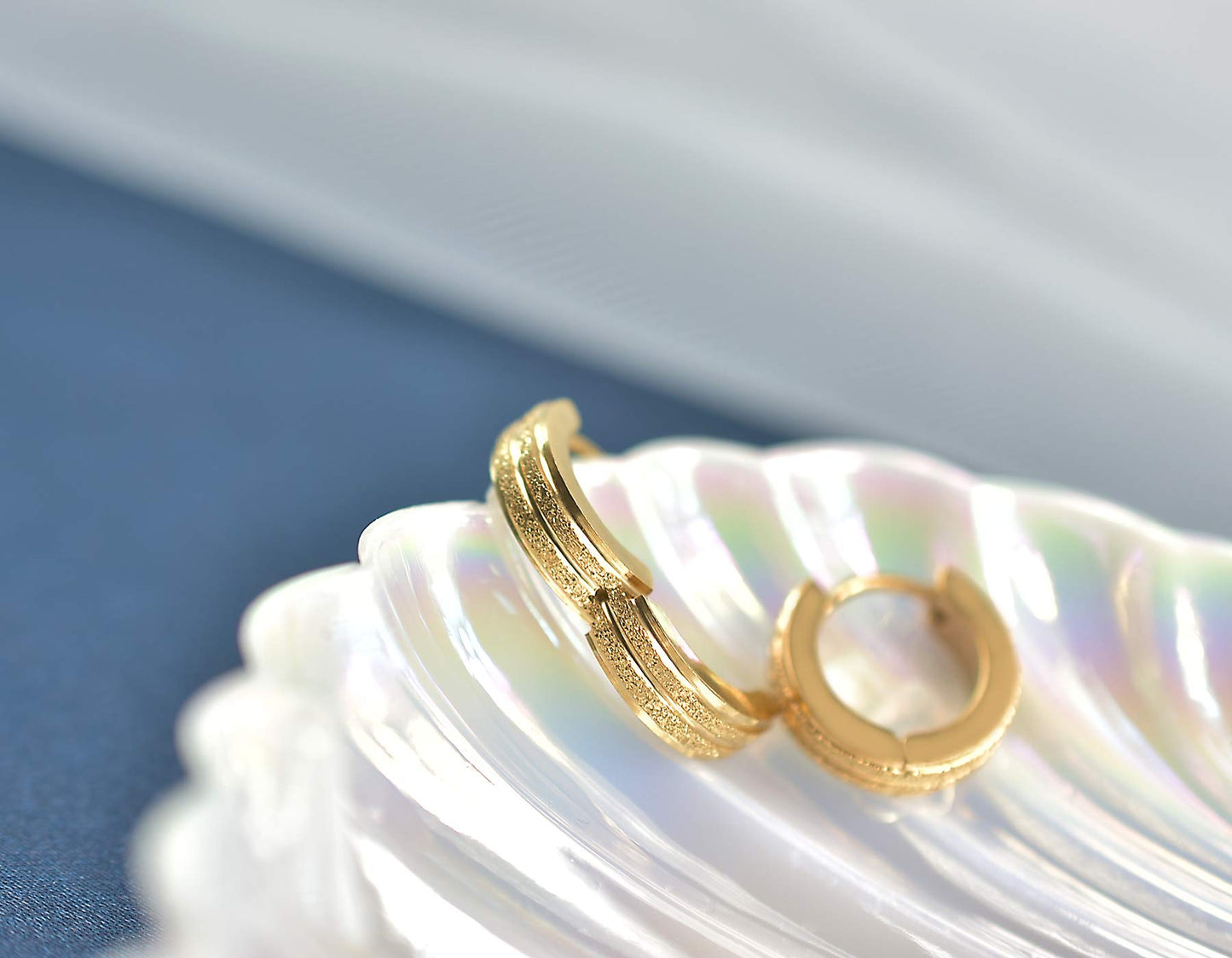 Stainless Steel Hoop Earrings For Men's Women's,Silver/Gold/Black/Blue Hypoallergenic Round Huggie Earrings,Fashion Punk Earrings Piercing Jewelry Gift for Boys Girls