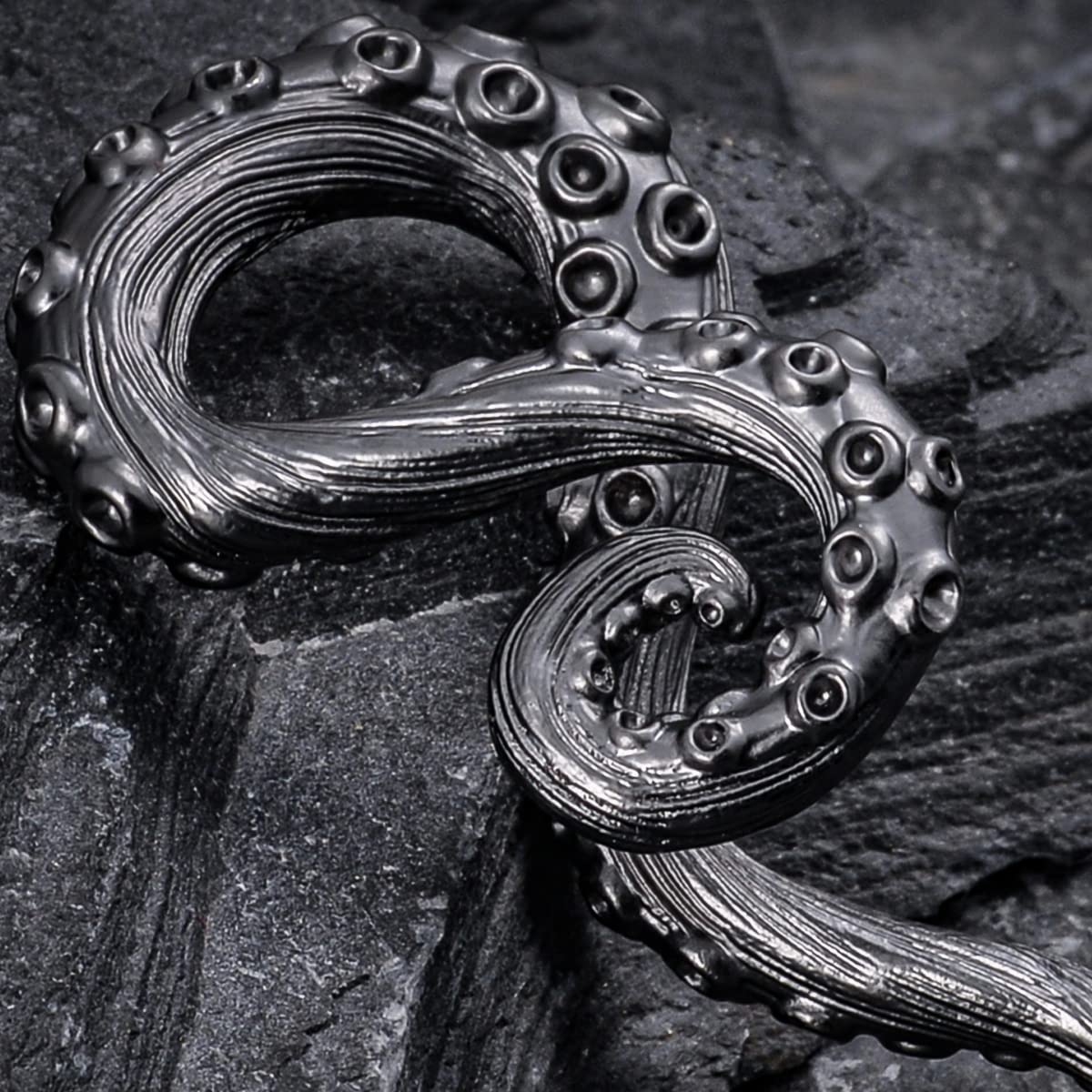 2PCS 2G Ear Sprial Tapers Plug Gauges Brass Ear Stretcher Hangers 6mm Gothic Ear Tunnels Expander Piercing Jewelry