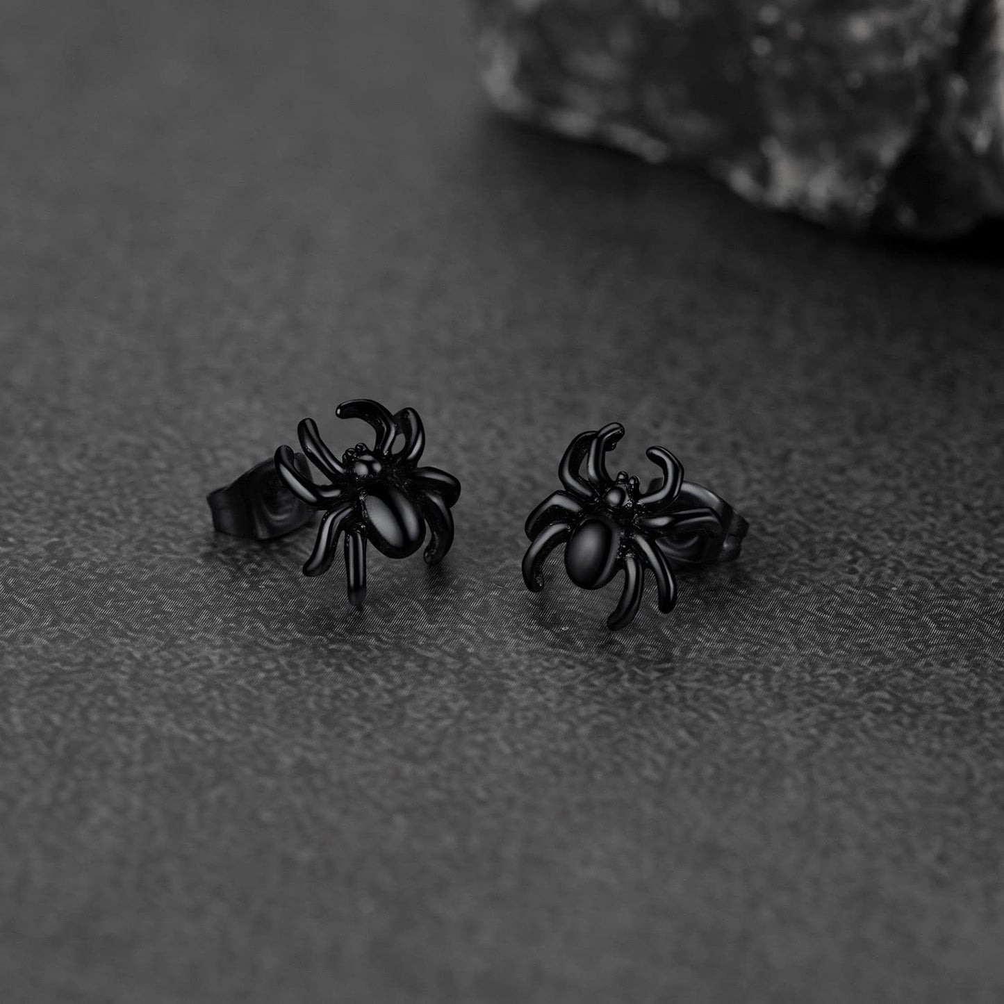 FaithHeart Dragon/Dinosaur/Snake Hoop Earrings for Men, Sturdy Stainless Steel Punk Biker Animals Hypoallergenic Jewelry, Gift Box