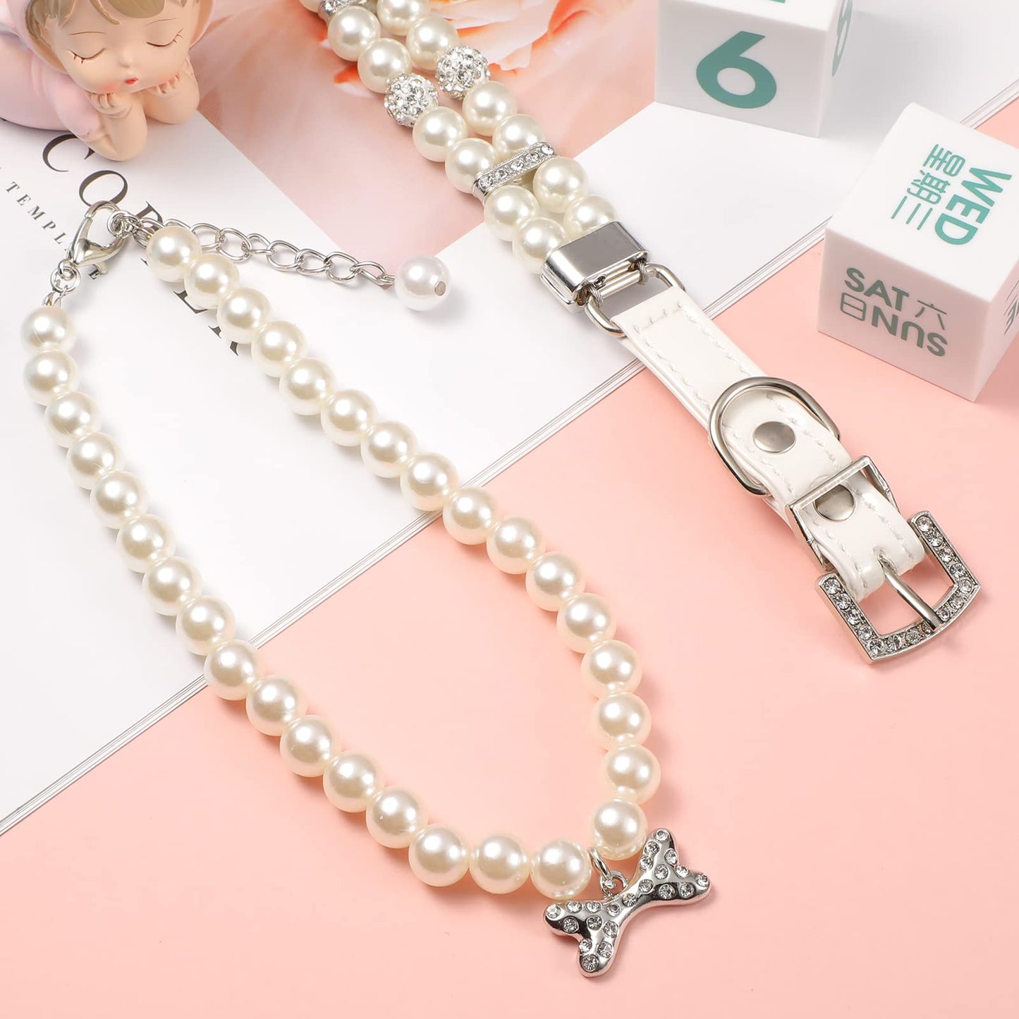 Hicarer 2 Pieces Small Dog Cat Pearl Collars and PET Pearl Necklace Set Cute Fashion PET Pu Leather Collars Necklace with Crystal Rhinestone for Dogs Cats Puppy Kitten Wedding Birthday Party (S)