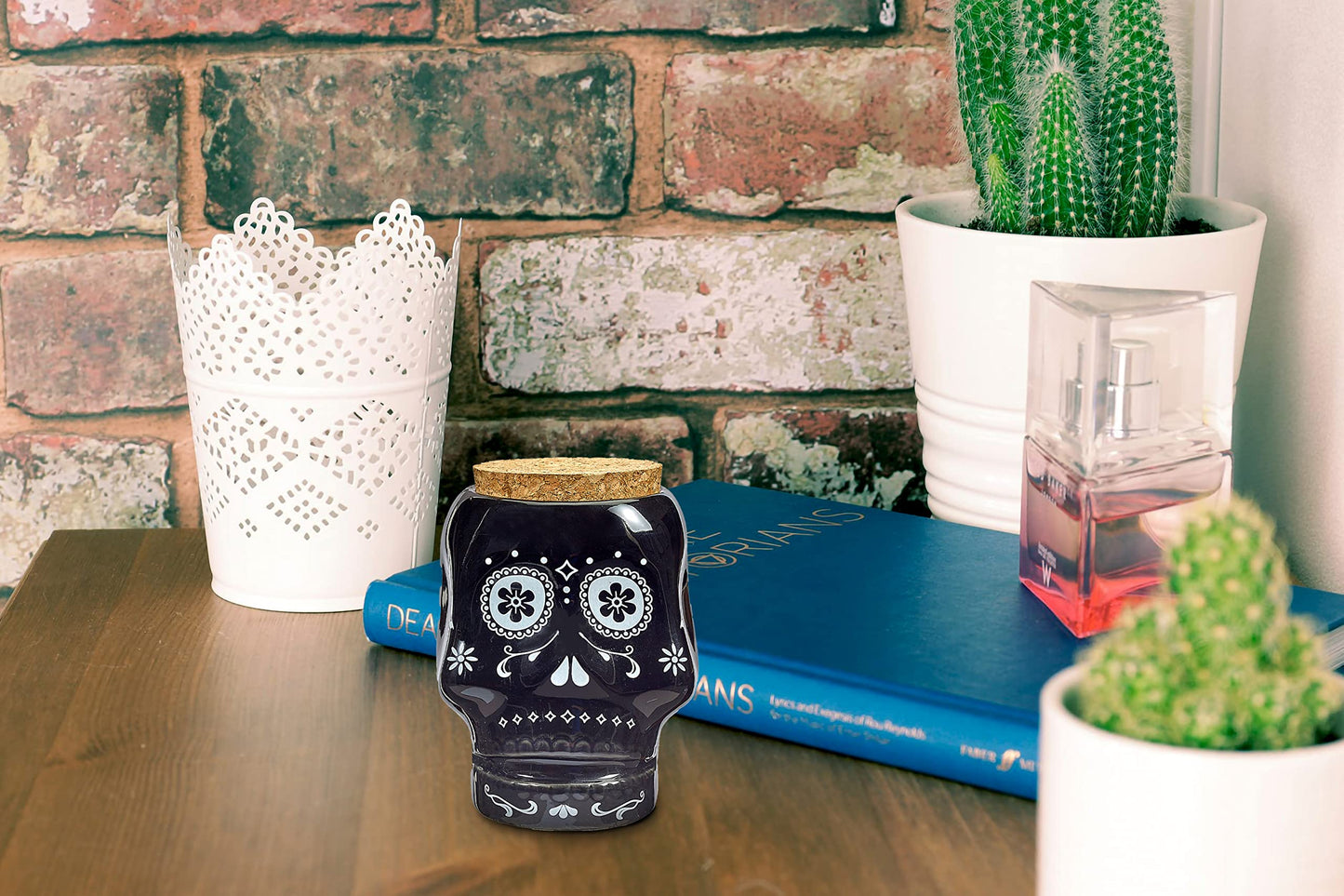 FASHIONCRAFT Skull Stash Jar - White