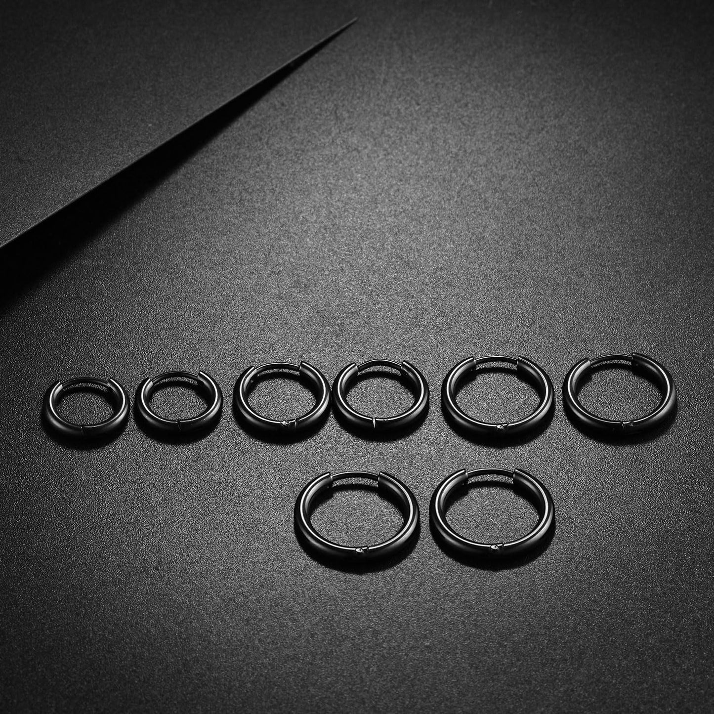 316L Surgical Stainless Steel Huggie Hoop Earrings 6mm 8mm 10mm 11mm 12mm 14mm Hypoallergenic Earrings Hoop Cartilage Helix Lobes Hinged Sleeper Earrings For Men Women Girls