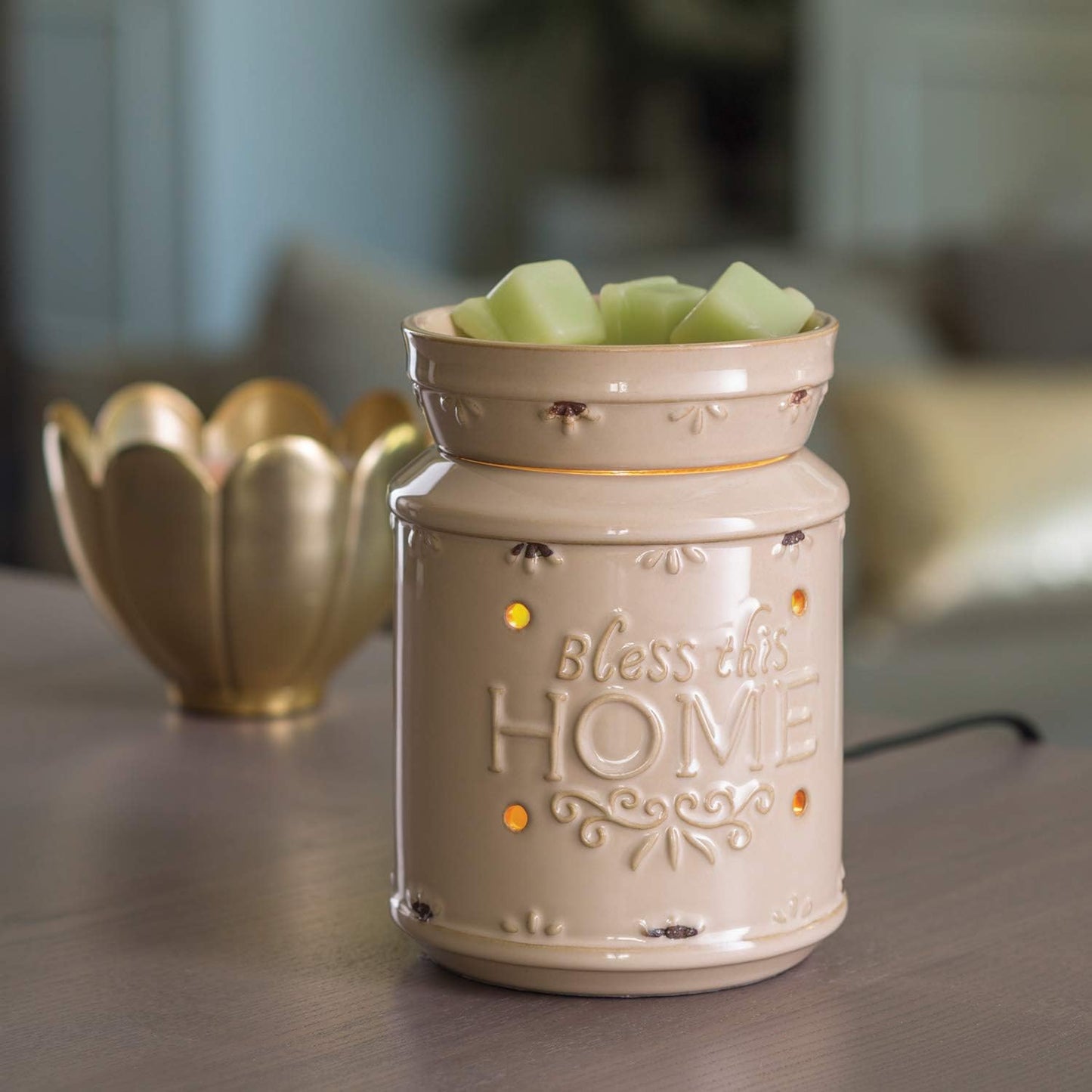 CANDLE WARMERS ETC. Illumination Fragrance Warmer- Light-Up Warmer for Warming Scented Candle Wax Melts and Tarts or Fragrance Oils to Freshen Room, Gothic Skull