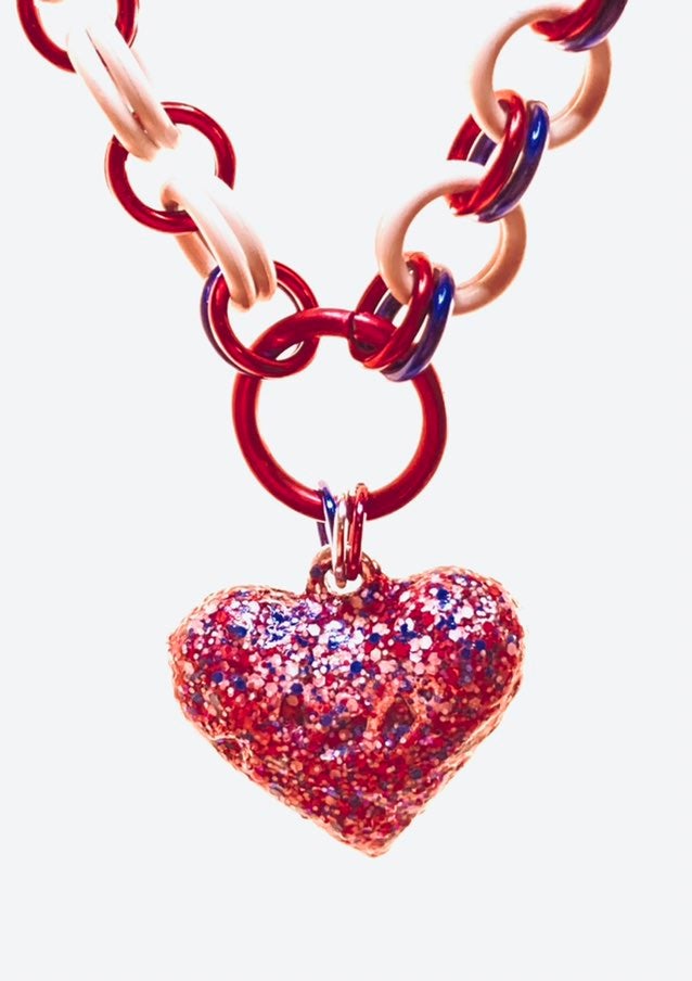 American Grafitti Sub Heart Discreet Daytime Choker