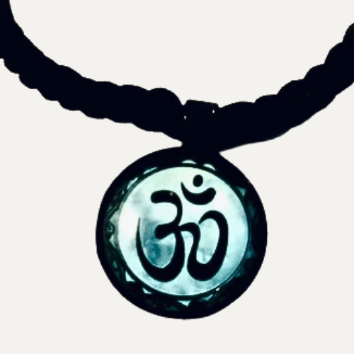 Blue Ohm Cabochon Twisted Textile Bracelet