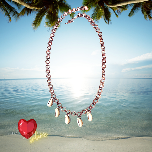 Chunky Cowrie Shell Resort Wear Necklace