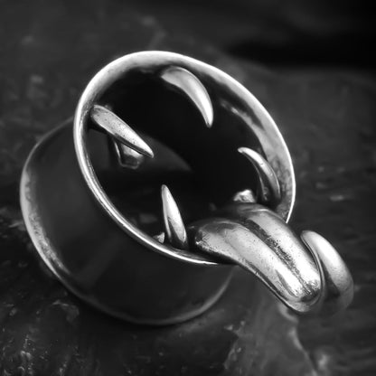 1 Pair Vintage Gauge For Ear Gothic Punk Waterdrop Plug Gauge Dangle Hanger Brass Saddle Tunnels Double Flared Ear Gauge Cool Women Body Piercing Jewelry