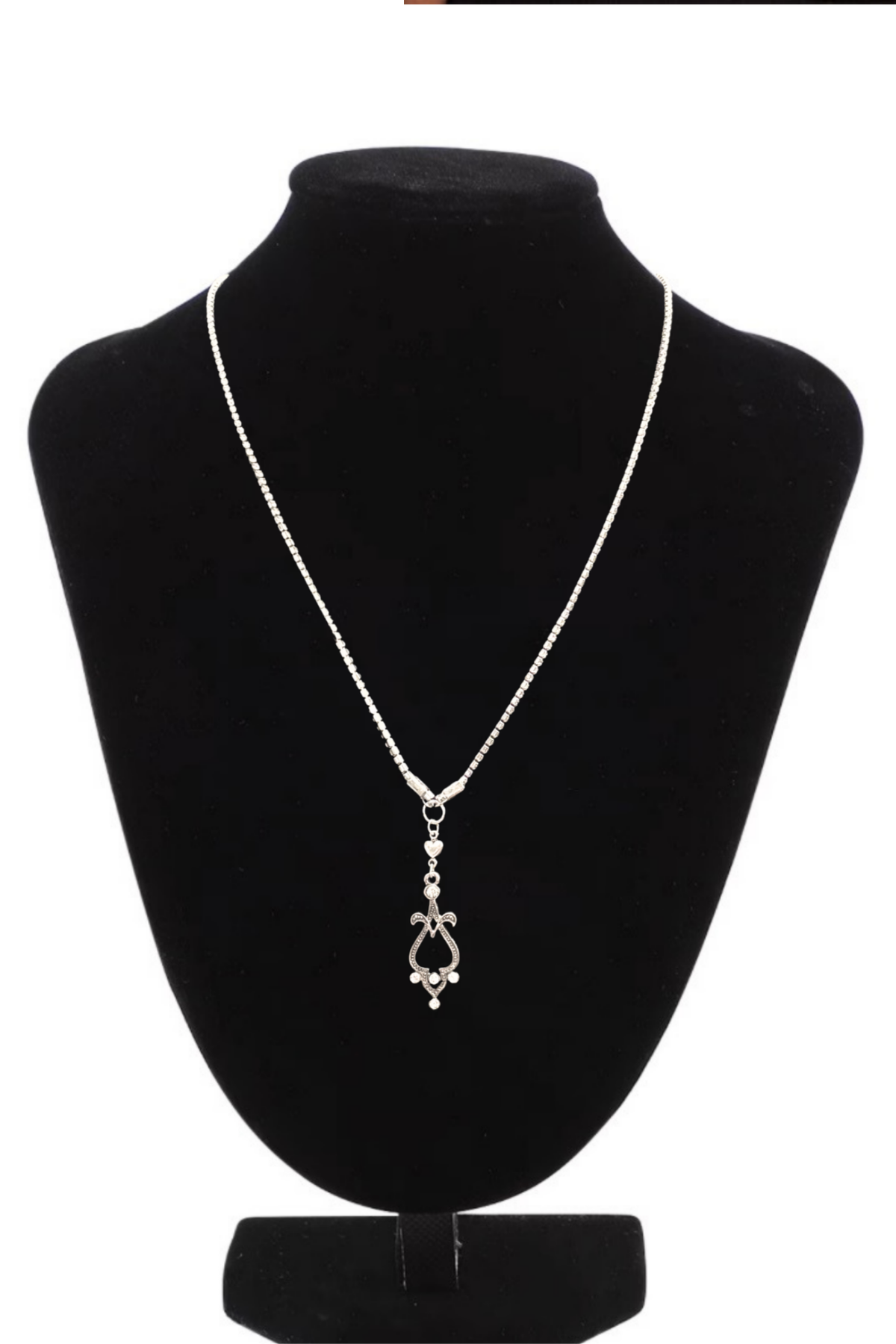Ornate Pendant Rhinestone Necklace