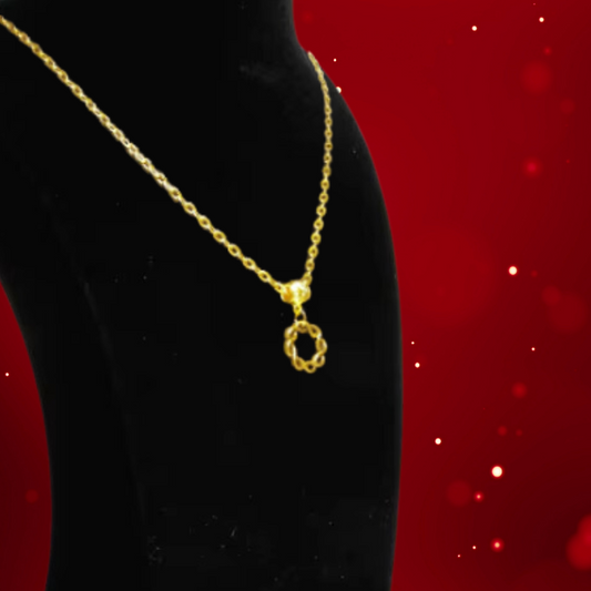 Holiday Wreath Necklace