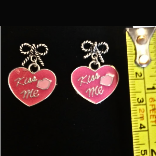 PINK HEART KIS ME HEART EARRINGS