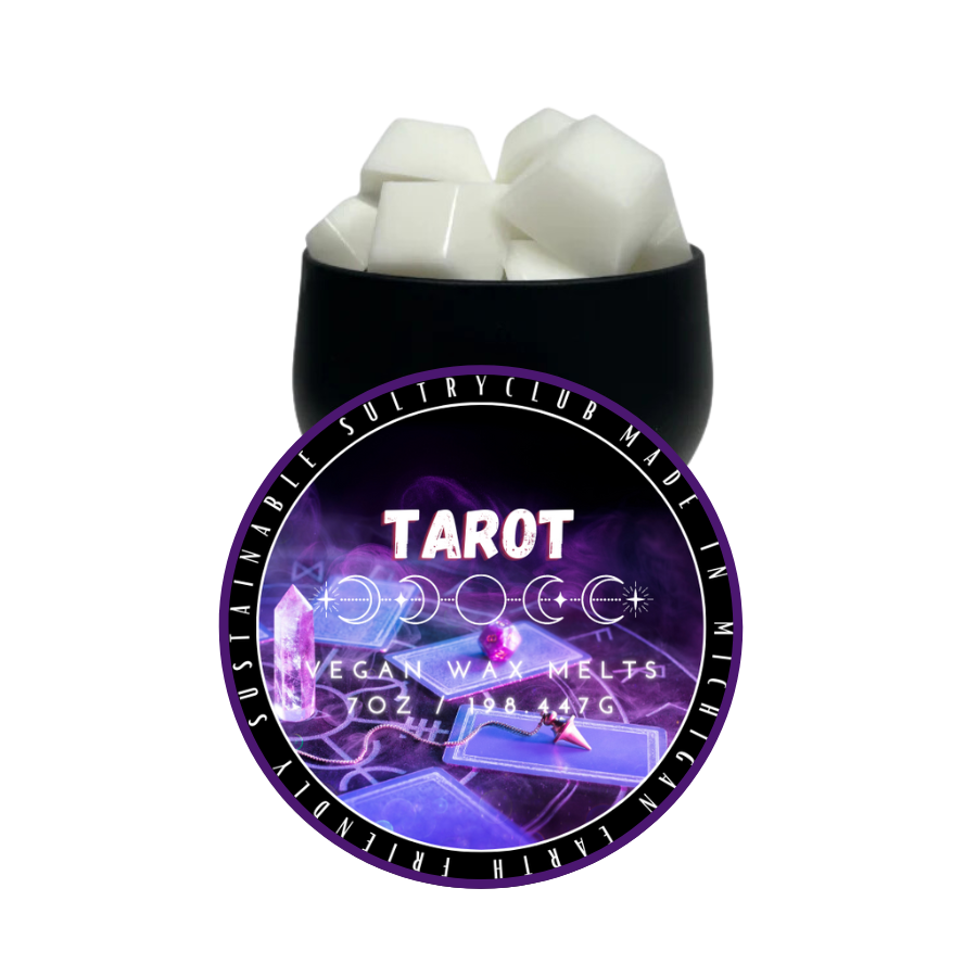 TAROT VEGAN CANDLE: Black Tea & Sage