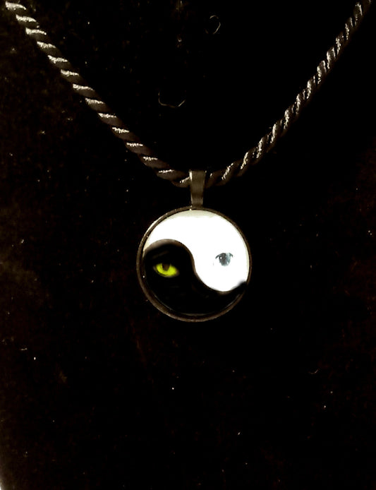 Yin Yang Twisted Kitty Choker Necklace