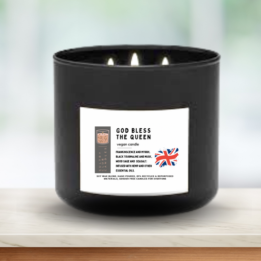 GOD BLESS THE QUEEN Vegan Candle