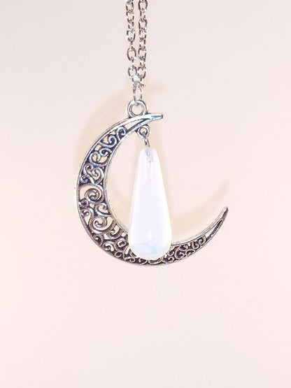 The Goddess Moonstone Calming Necklace