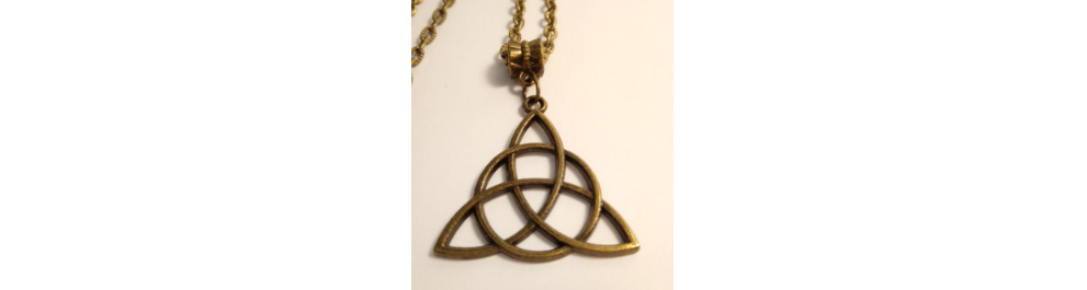 Triquetra Trinity Celtic Knot Necklace